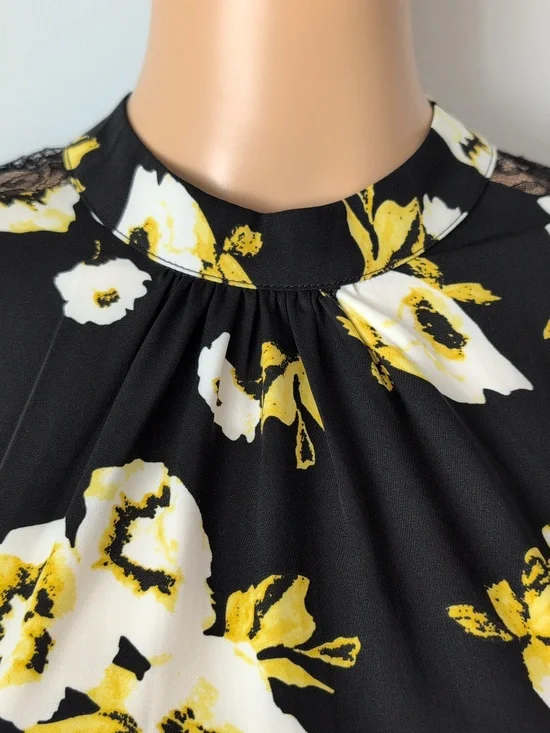 Cleo Black & Yellow Floral Blouse with Lace Sleeve Inset - Size M - Picture 6 of 14